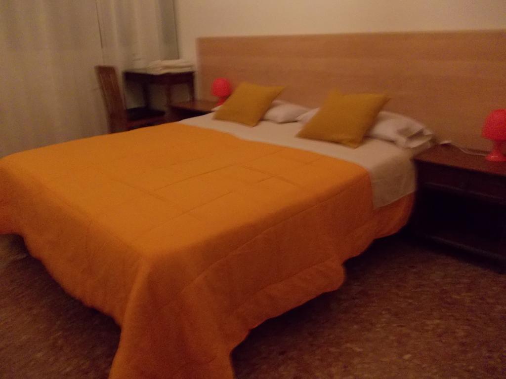 Travellers Lodge Bed & Rooms Тревизо Номер фото