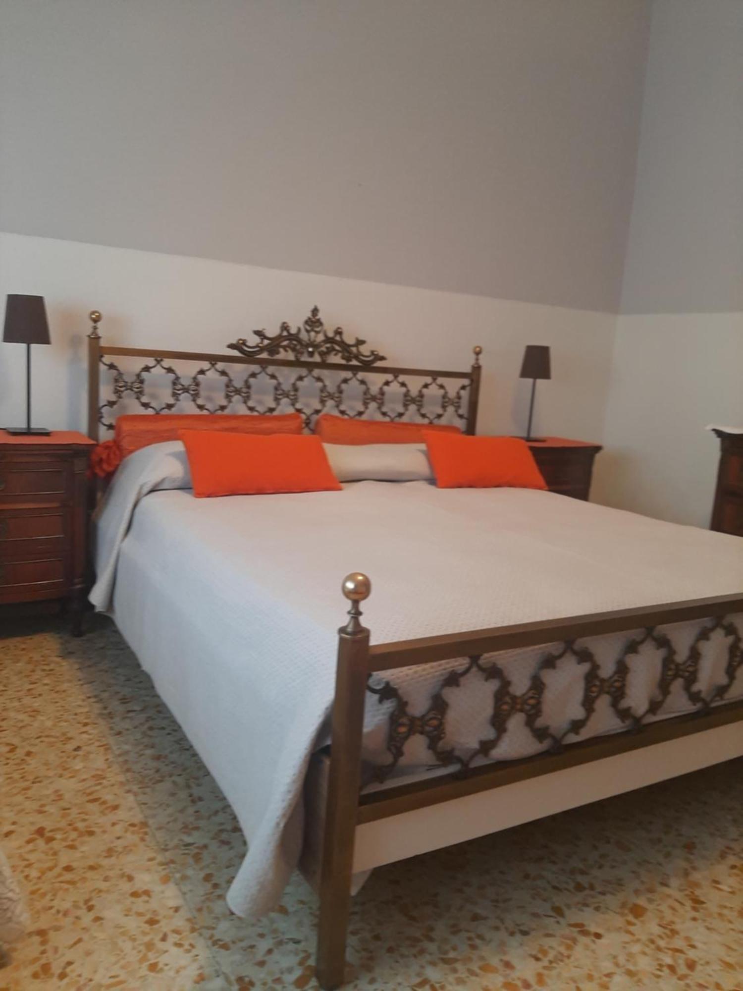 Travellers Lodge Bed & Rooms Тревизо Экстерьер фото