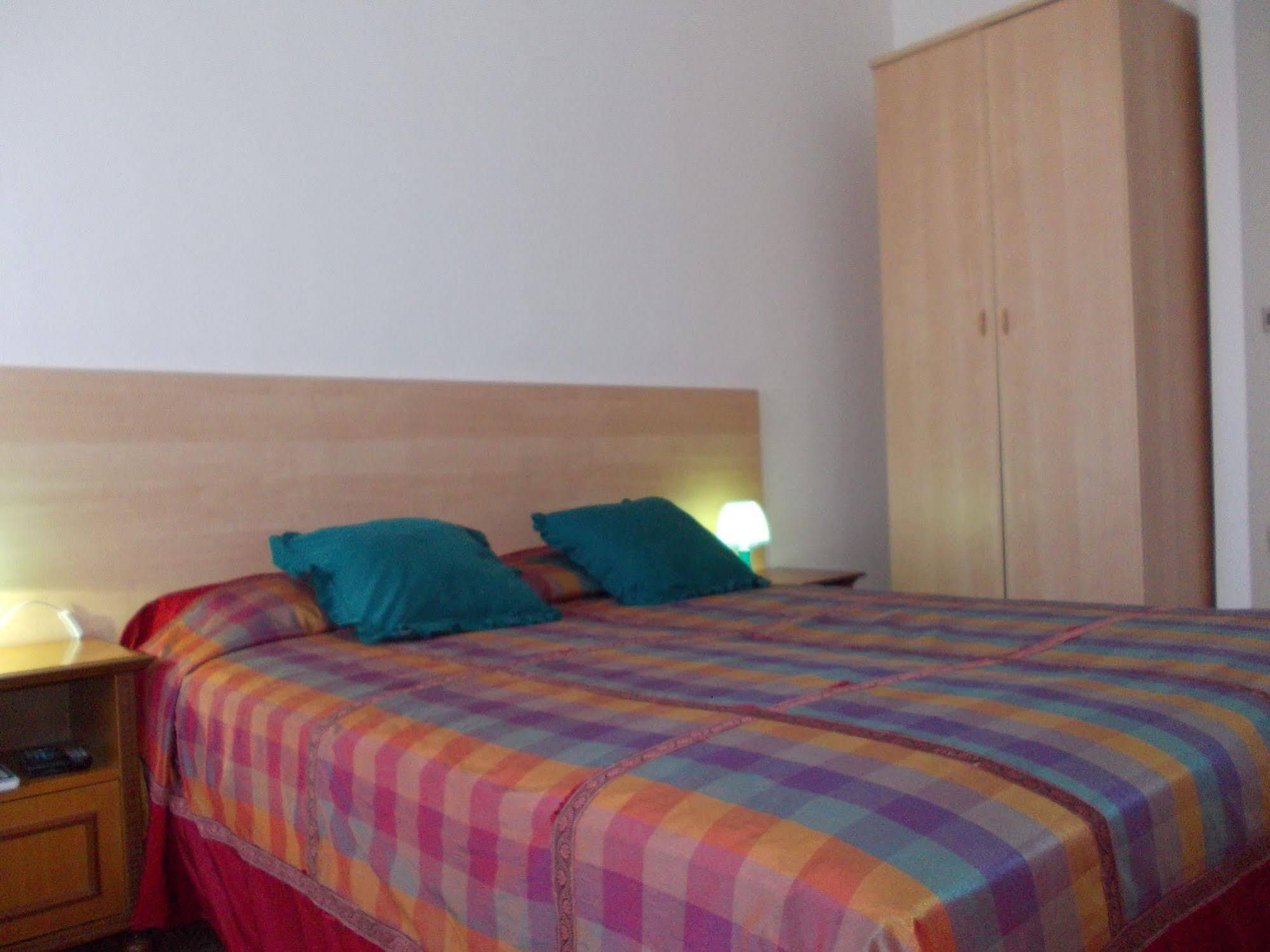Travellers Lodge Bed & Rooms Тревизо Экстерьер фото