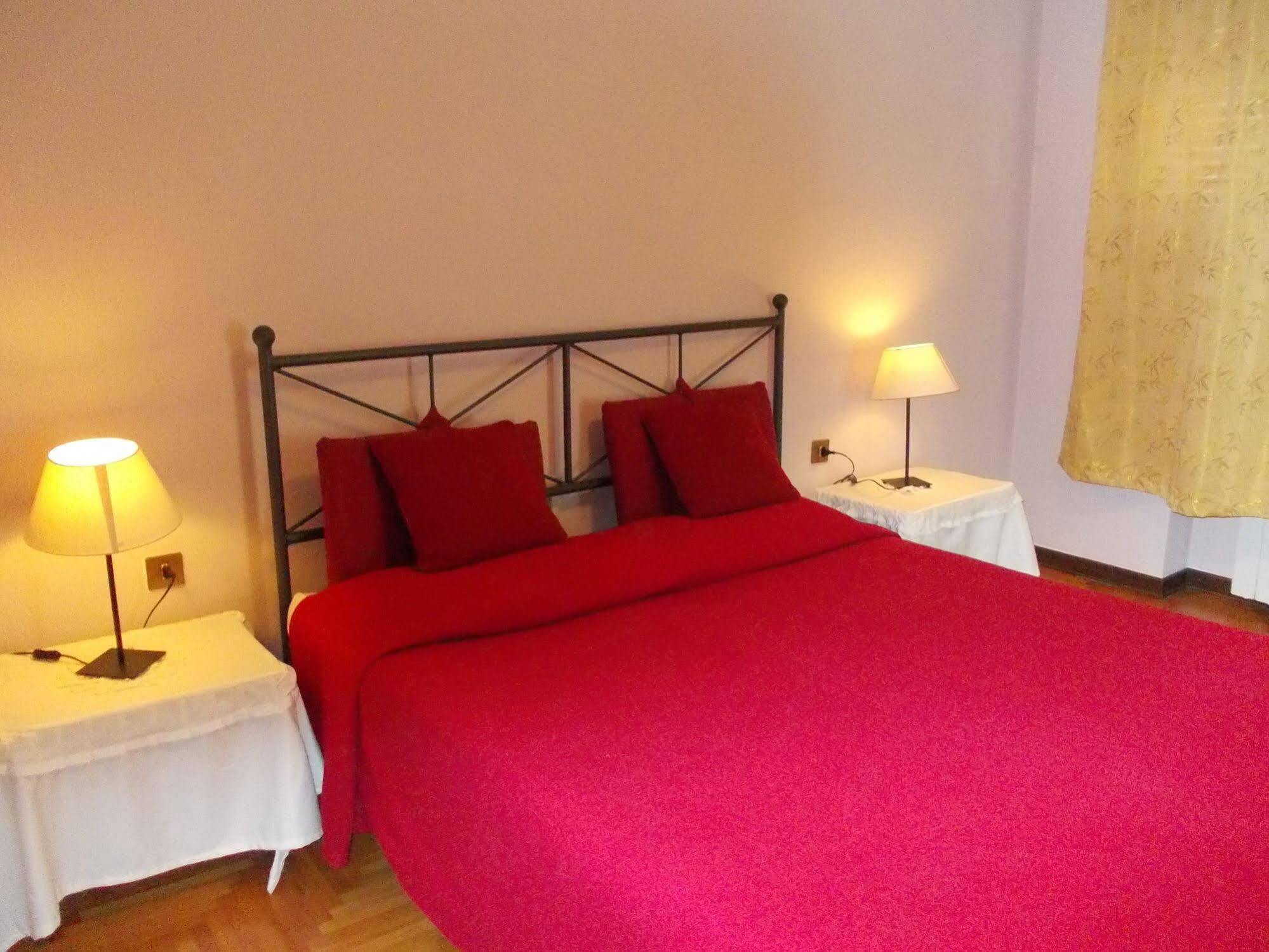 Travellers Lodge Bed & Rooms Тревизо Экстерьер фото
